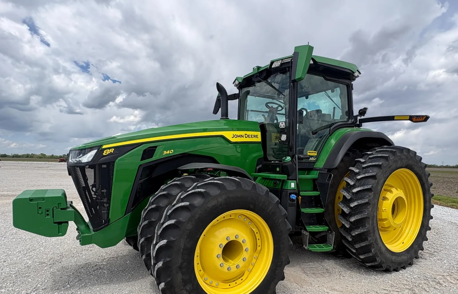 2021 John Deere 8R Tractor