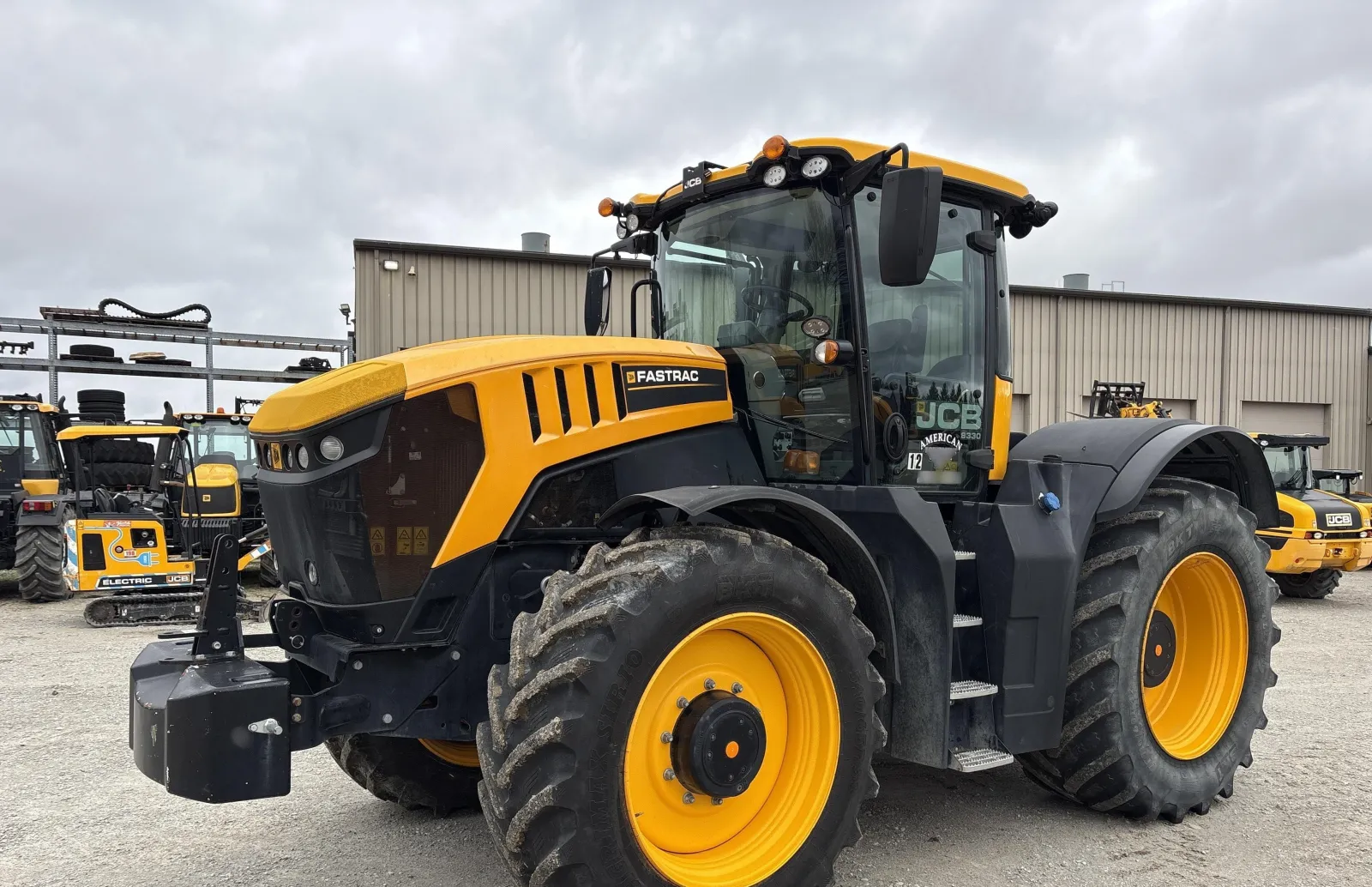 2022 JCB 8330 Tractor