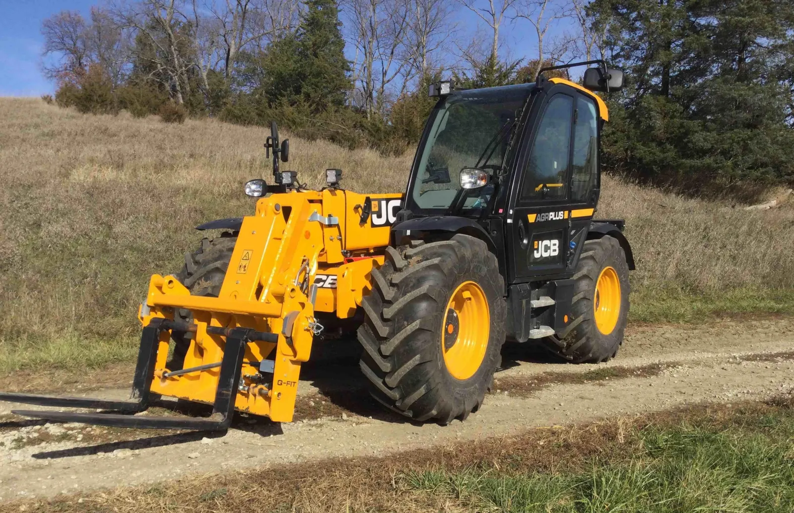2022 JCB 542-70AG+ Telehandler