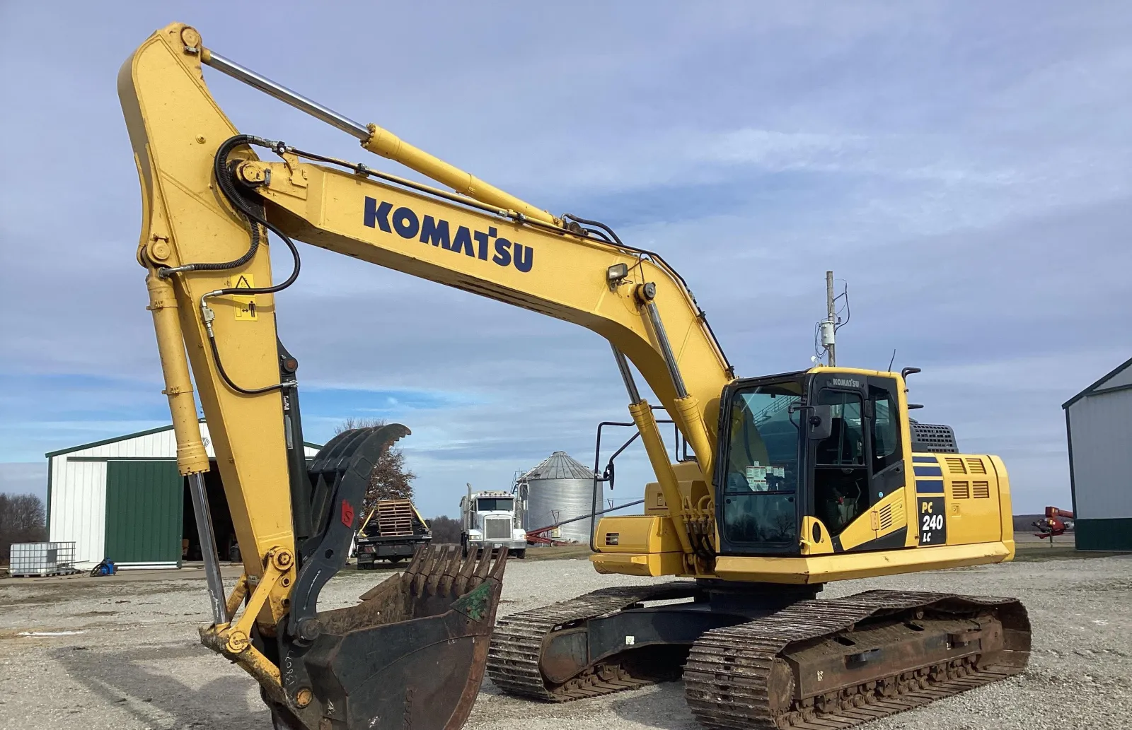 2019 Komatsu PC240LC-11 Excavator