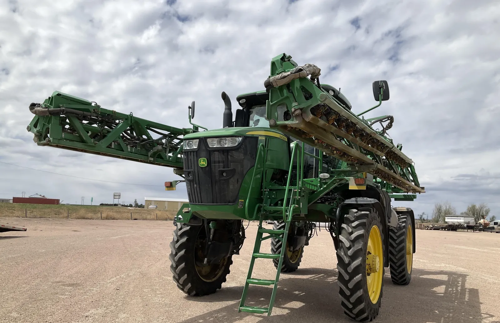 2019 John Deere R4044 Sprayer